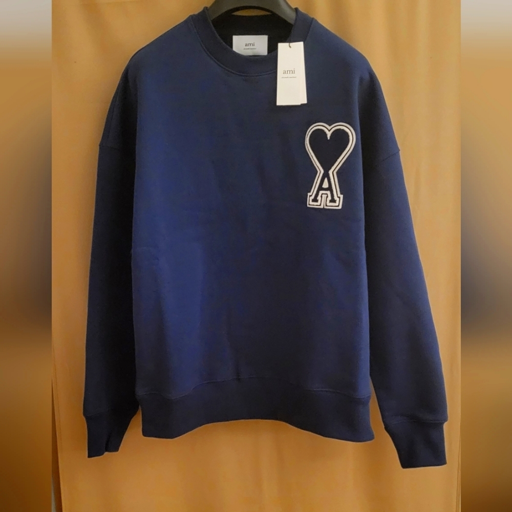 AMI ALEXANDRE MATTIUSSIS Exclusive Blue Ami de Cœur Sweatshirt